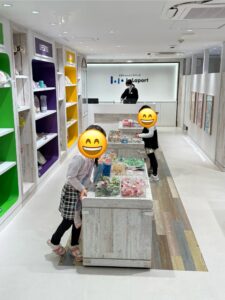 ショッピングモール内